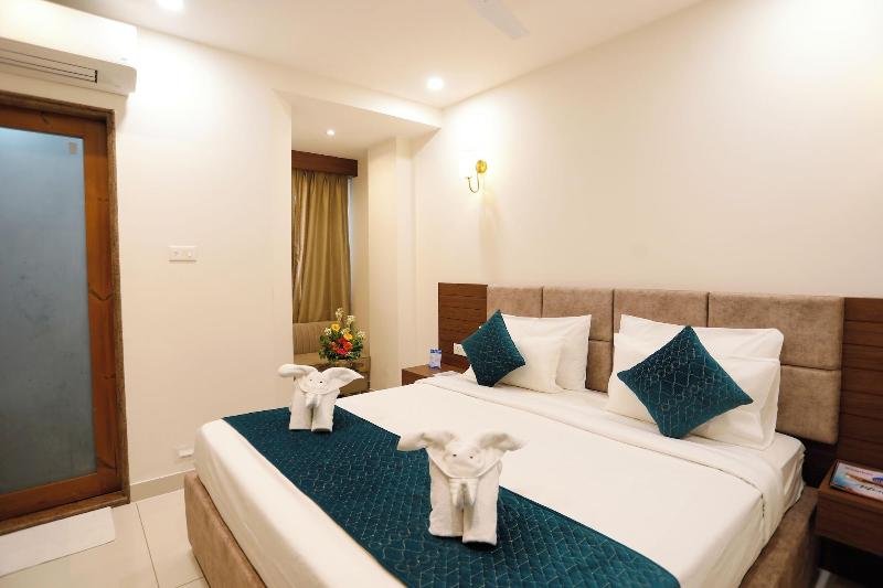 Hotel Dolphin International image