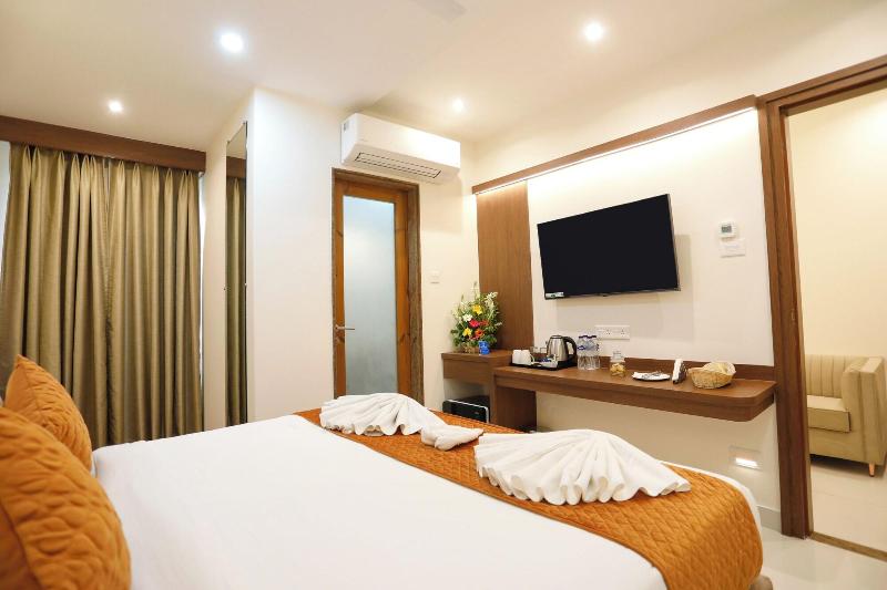 Hotel Dolphin International image