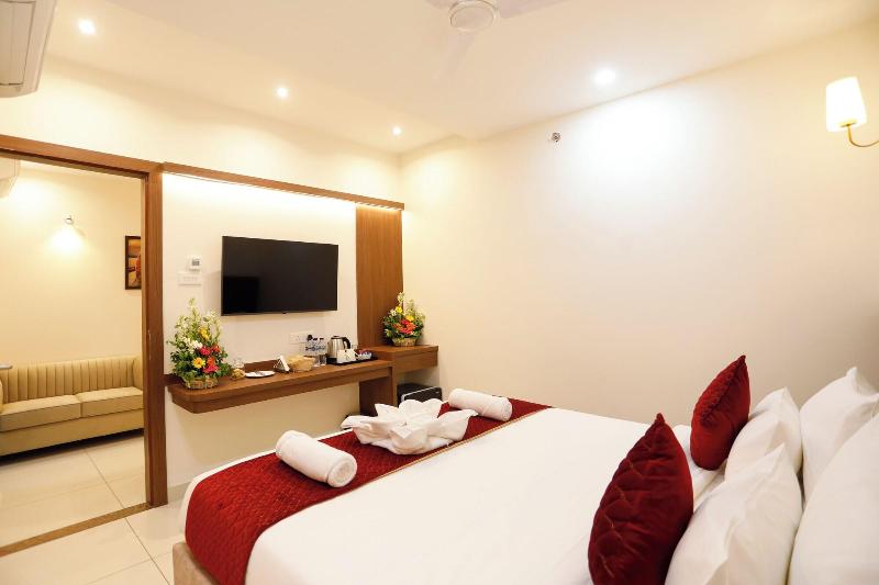 Hotel Dolphin International image