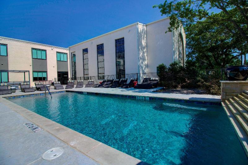 Bishop Arts Hotel By Qresorts image