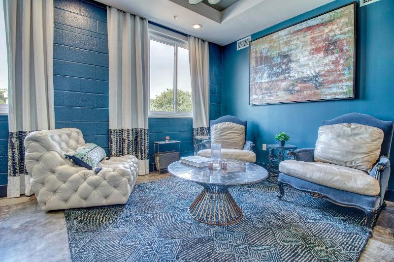 Bishop Arts Hotel By Qresorts image