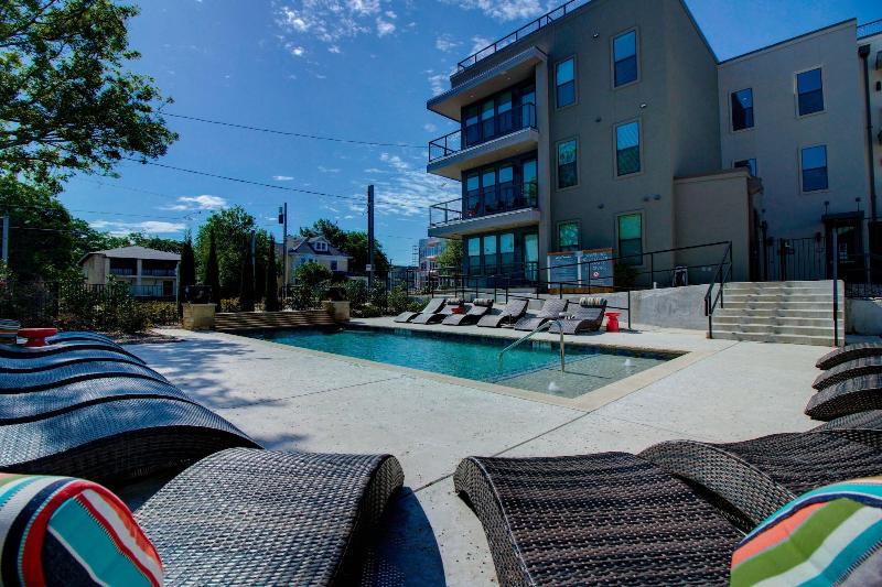 Bishop Arts Hotel By Qresorts image