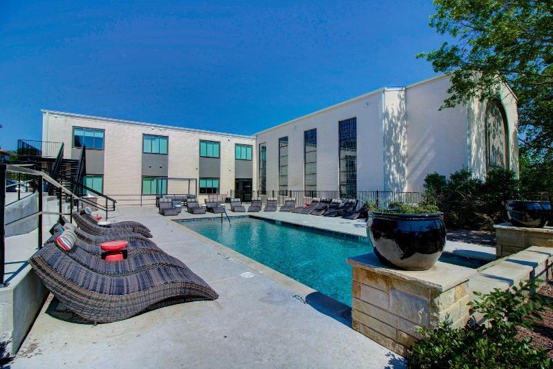 Bishop Arts Hotel By Qresorts image