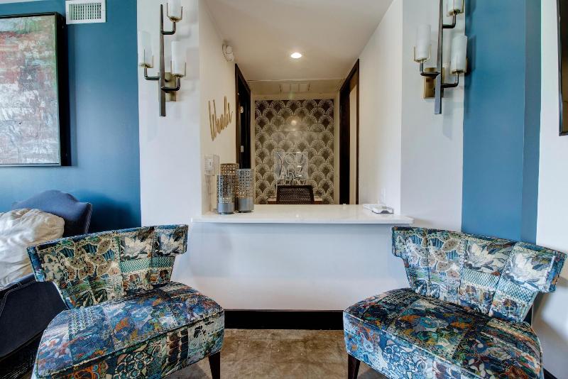 Bishop Arts Hotel By Qresorts image