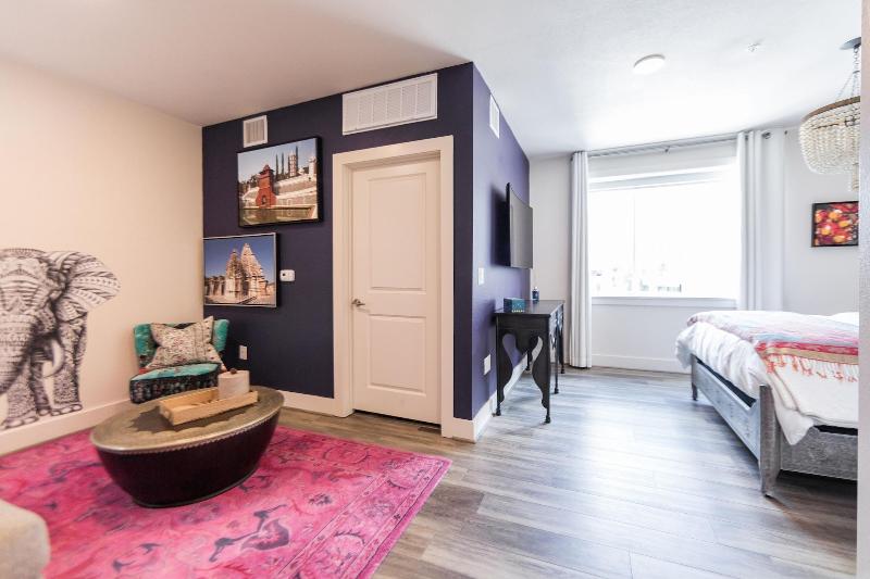 Bishop Arts Hotel By Qresorts image