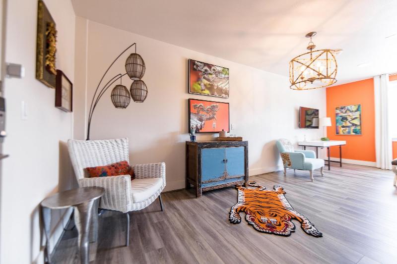 Bishop Arts Hotel By Qresorts image
