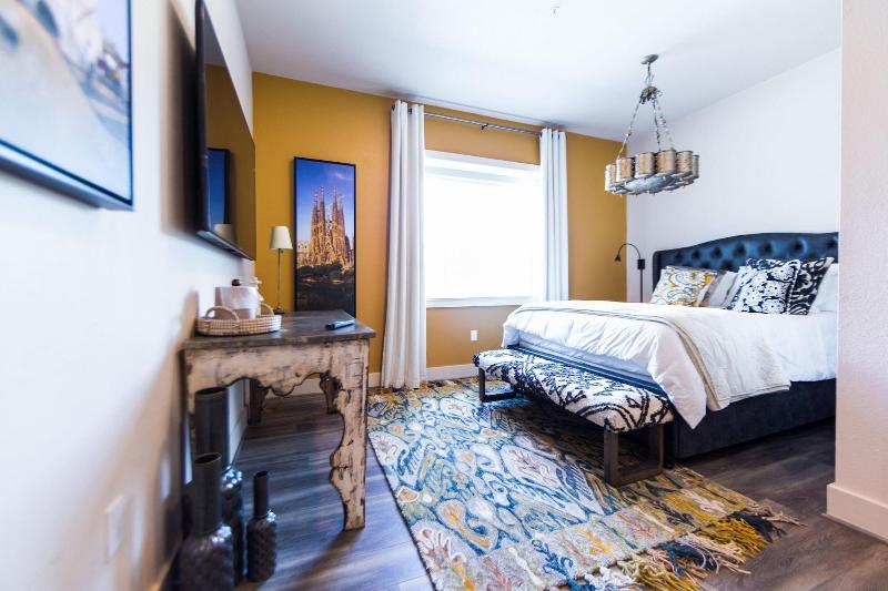 Bishop Arts Hotel By Qresorts image