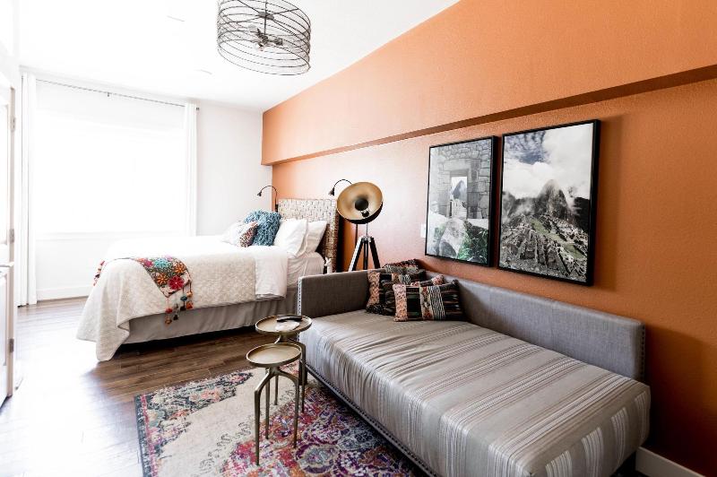 Bishop Arts Hotel By Qresorts image
