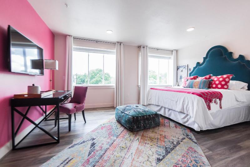 Bishop Arts Hotel By Qresorts image