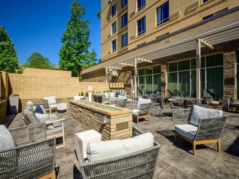 Courtyard By Marriott Raleigh Cary Crossroads image
