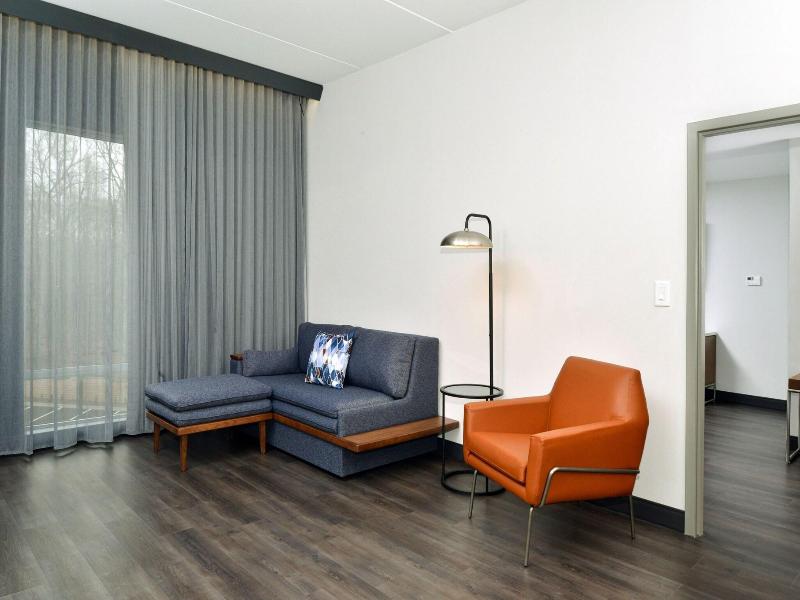 Courtyard By Marriott Raleigh Cary Crossroads