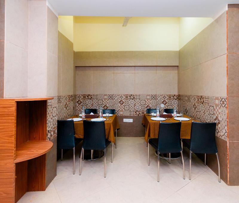 Treebo Laaiba Residency image