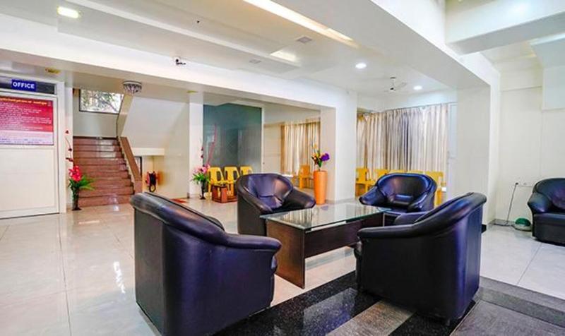 Fabhotel Happy Stay image