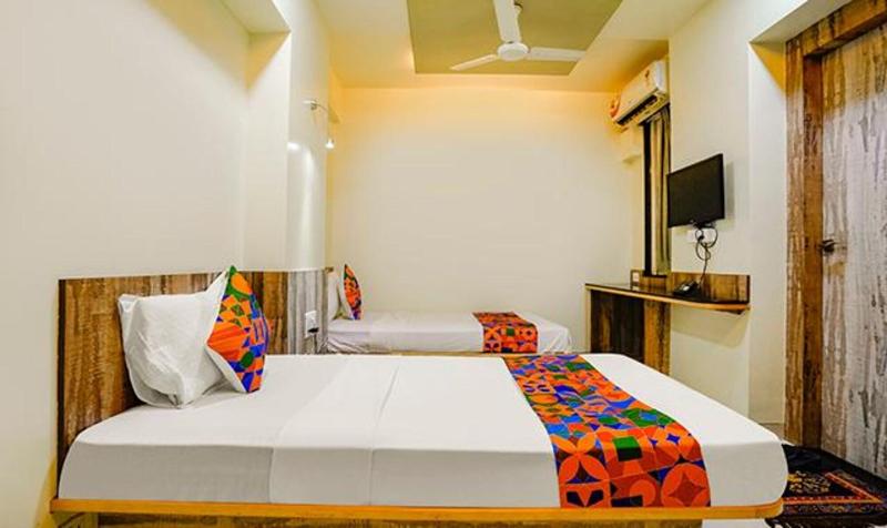 Fabhotel Happy Stay image