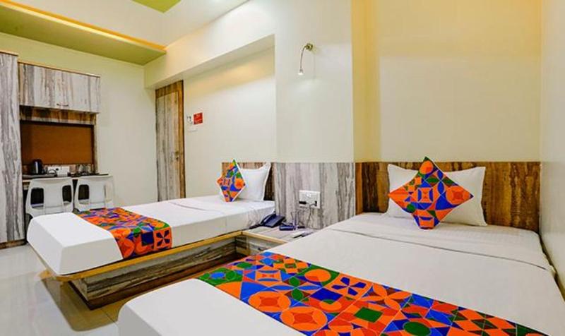 Fabhotel Happy Stay image