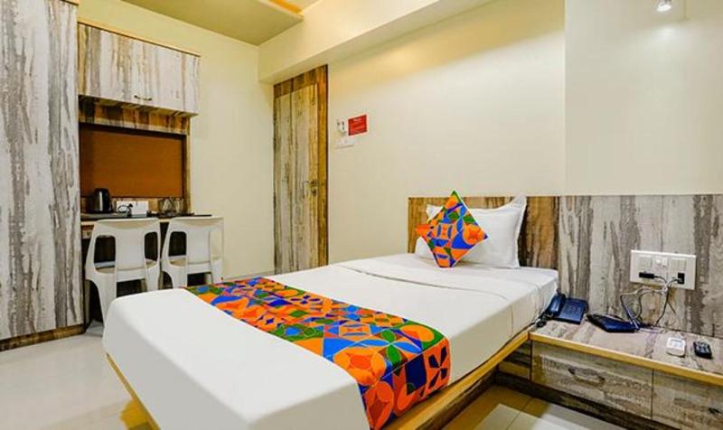 Fabhotel Happy Stay image