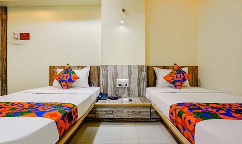 Fabhotel Happy Stay image