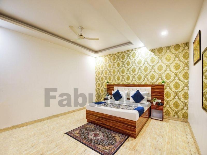 Hotel Fabulous At Delhi Airport image