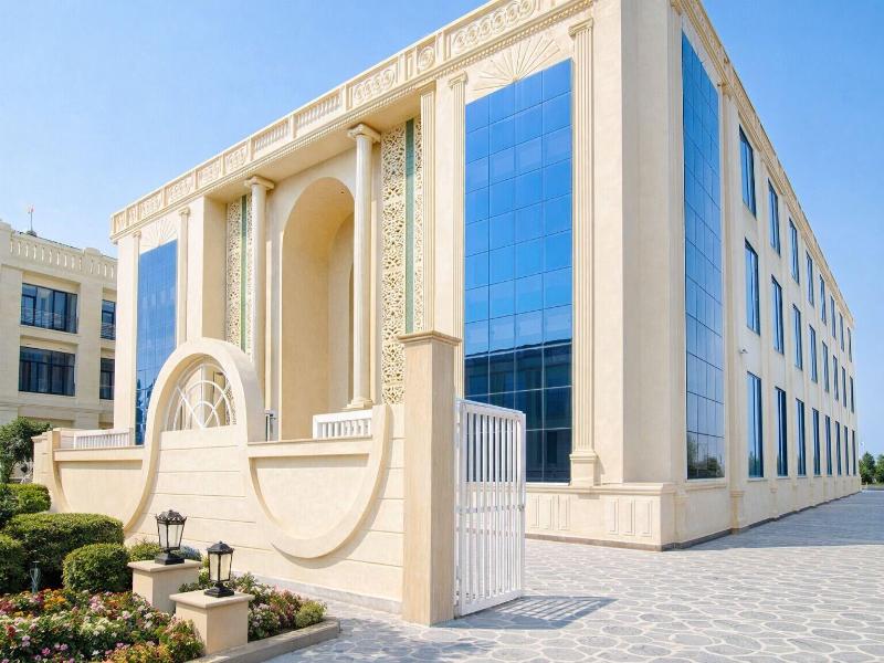 Hotel Holiday Grand Near Expo Mart image