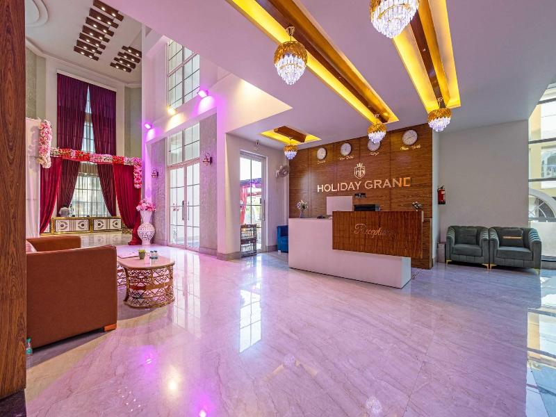 Hotel Holiday Grand Near Expo Mart image