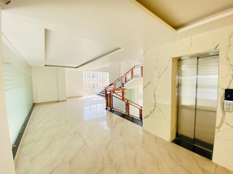 Hotel Holiday Grand Near Expo Mart image