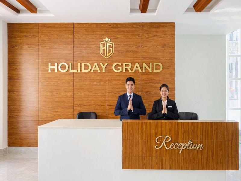 Hotel Holiday Grand Near Expo Mart image
