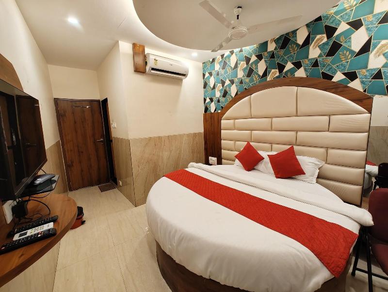 Hotel Dream Palace Residency image