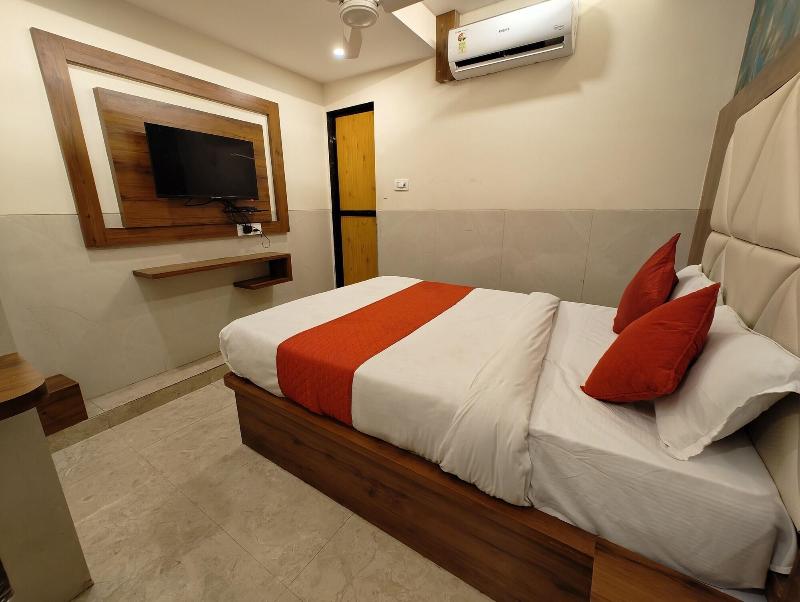 Hotel Dream Palace Residency image