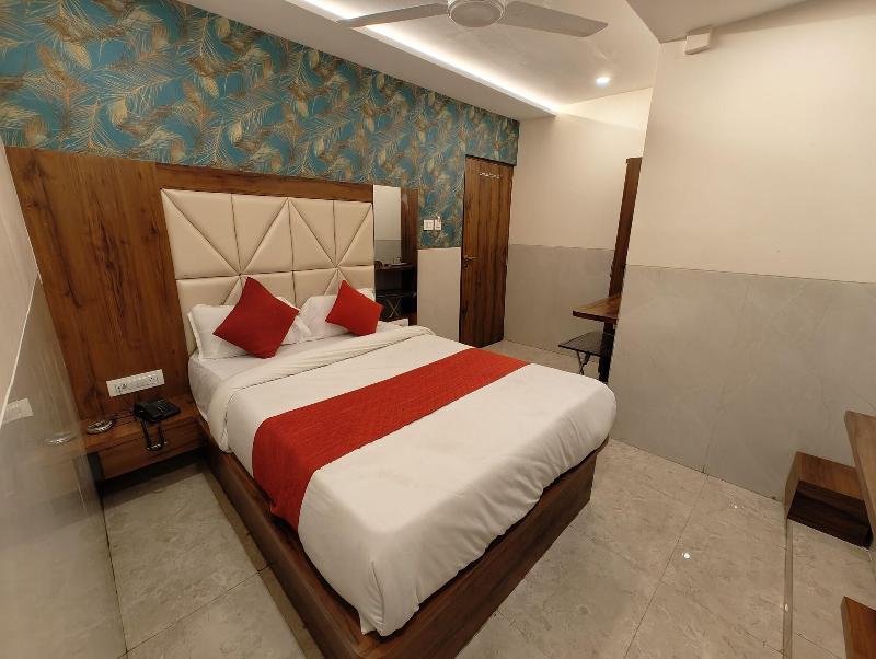Hotel Dream Palace Residency image