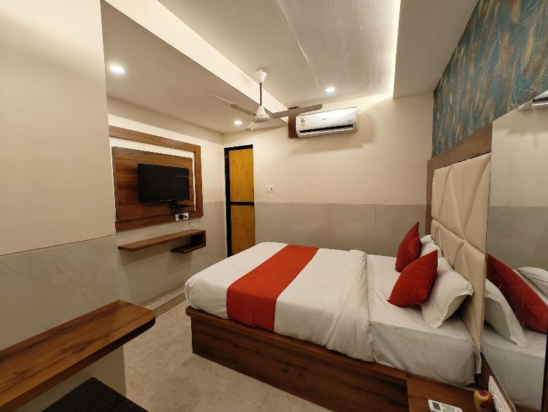 Hotel Dream Palace Residency image