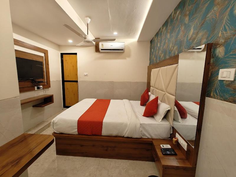 Hotel Dream Palace Residency image