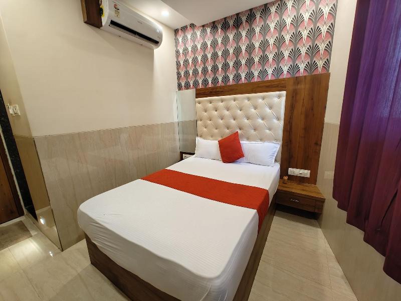 Hotel Dream Palace Residency image