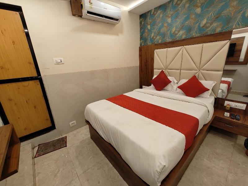 Hotel Dream Palace Residency image