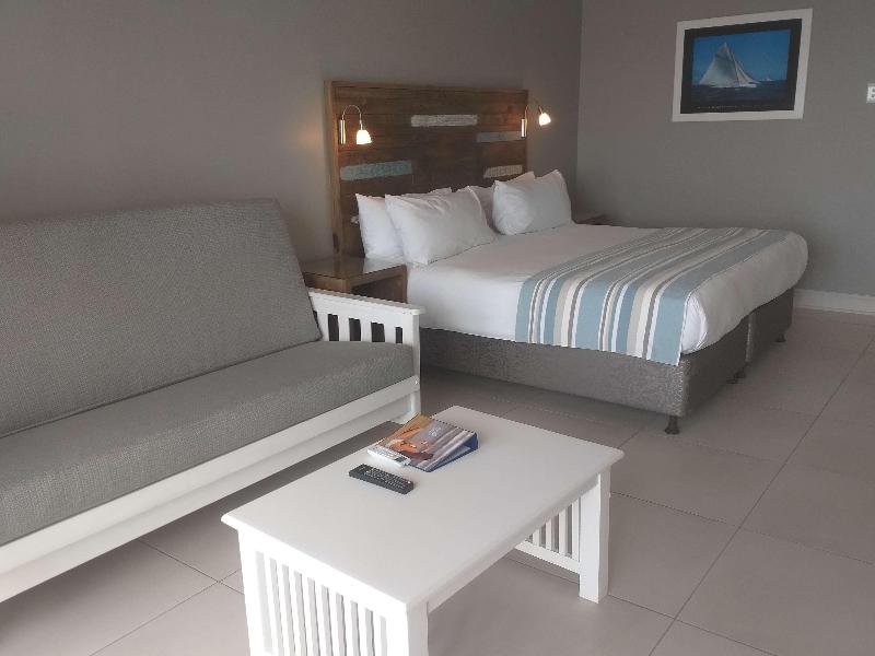 Diaz Hotel And Resort image