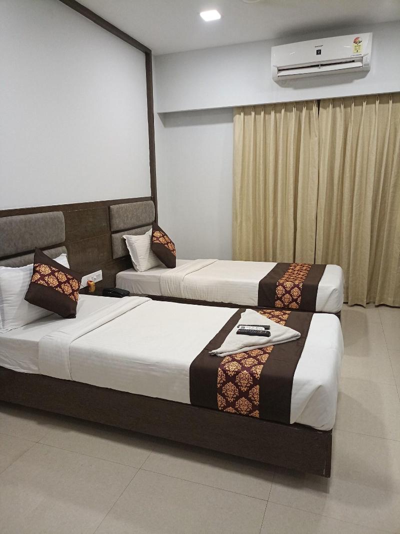 Hotel Zain Grande image