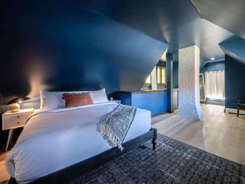 Riverhouse by Weekender image 9