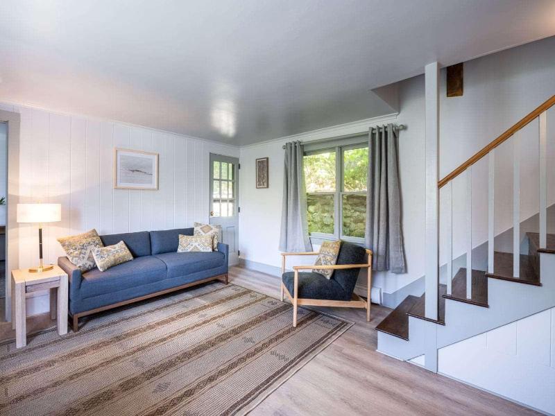 Riverhouse by Weekender image