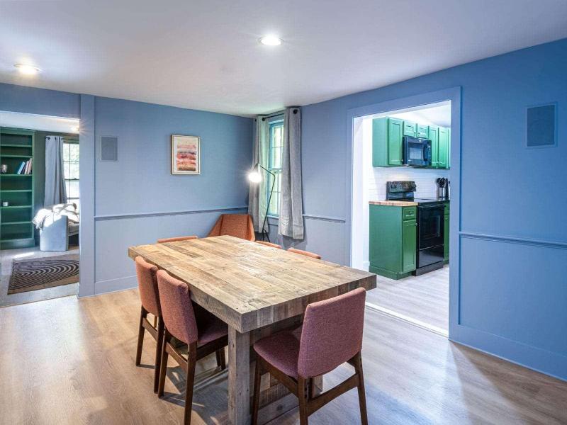 Riverhouse by Weekender image