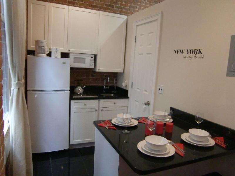 Studios Midtown Manhattan image