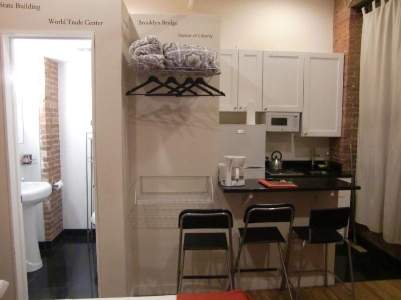Studios Midtown Manhattan image
