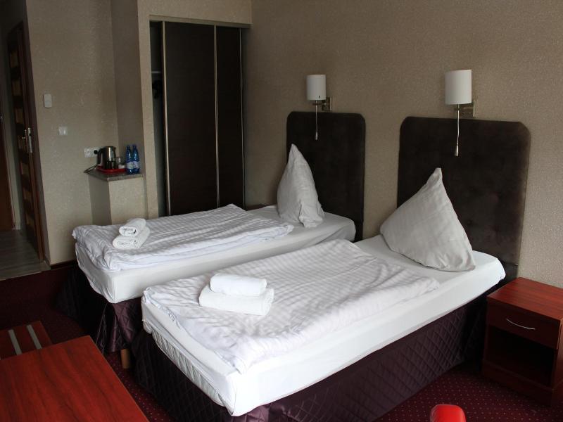 Hotel Relax image