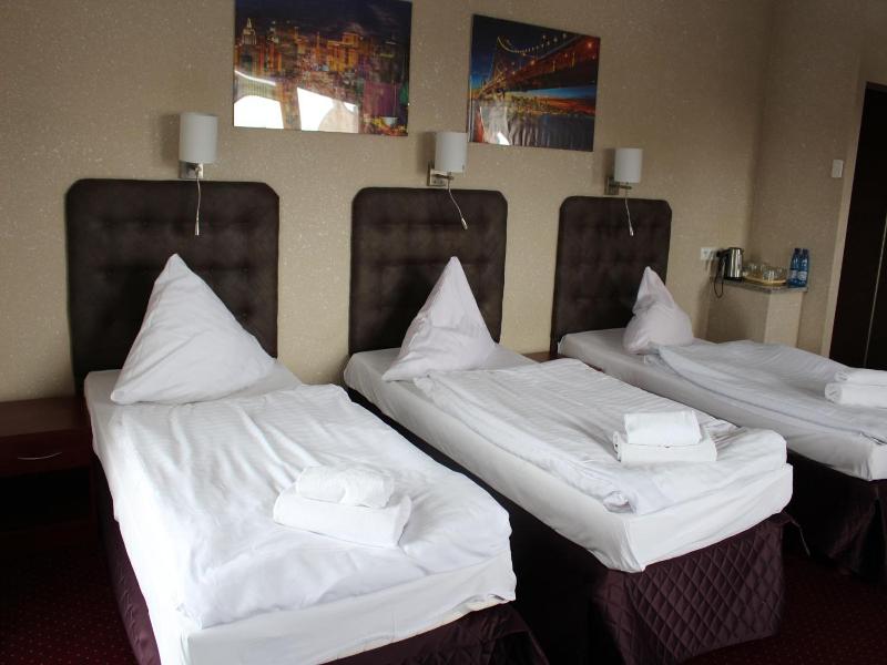 Hotel Relax image