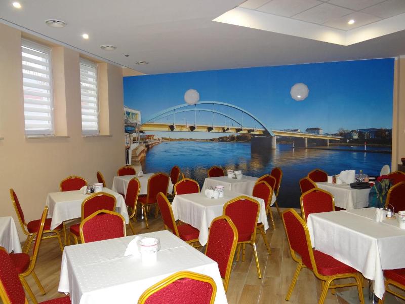 Hotel Relax image