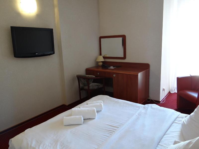 Hotel Relax image