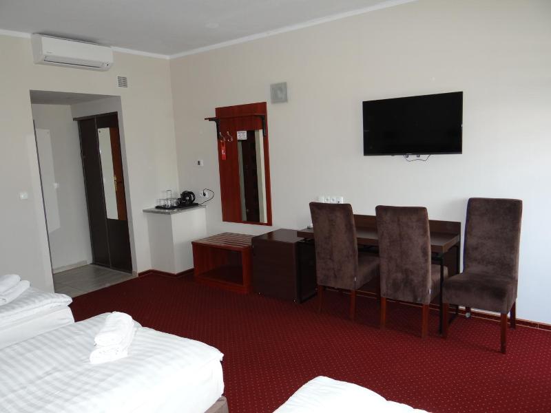 Hotel Relax image