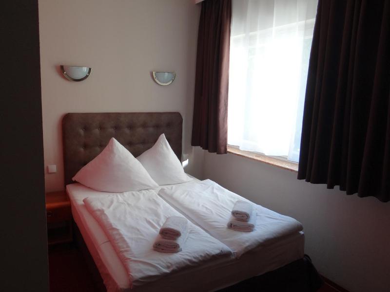 Hotel Relax image