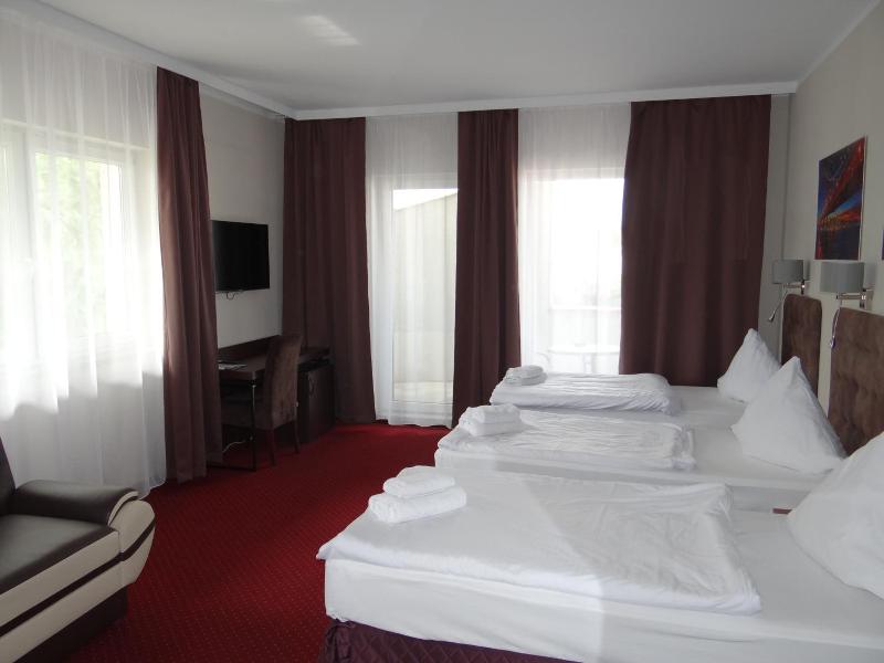 Hotel Relax image