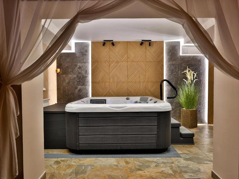 Hotel Wiosna image