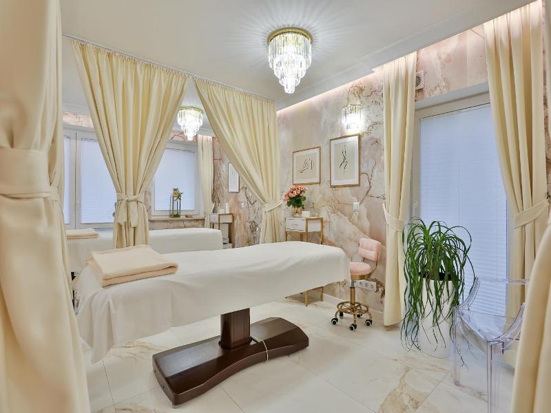 Hotel Wiosna image