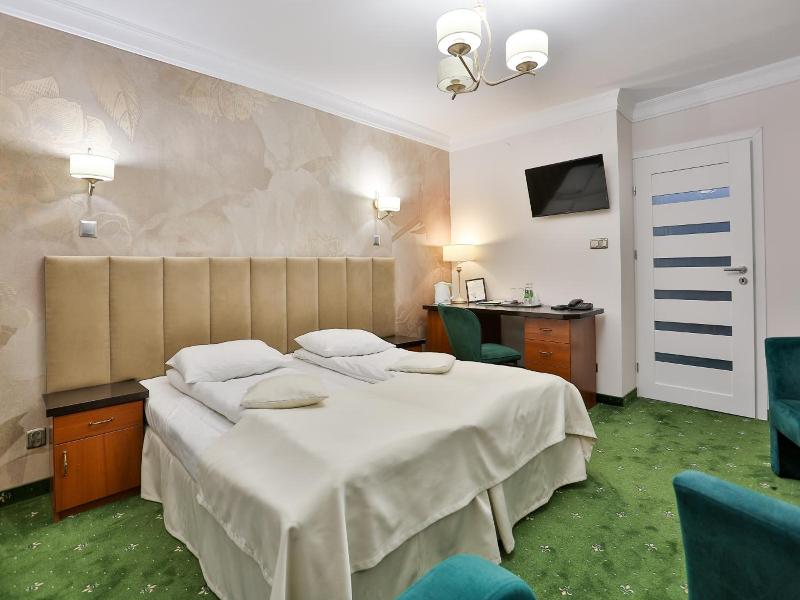 Hotel Wiosna image